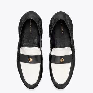 Tory Burch NWT Black and White Ballet Loafers